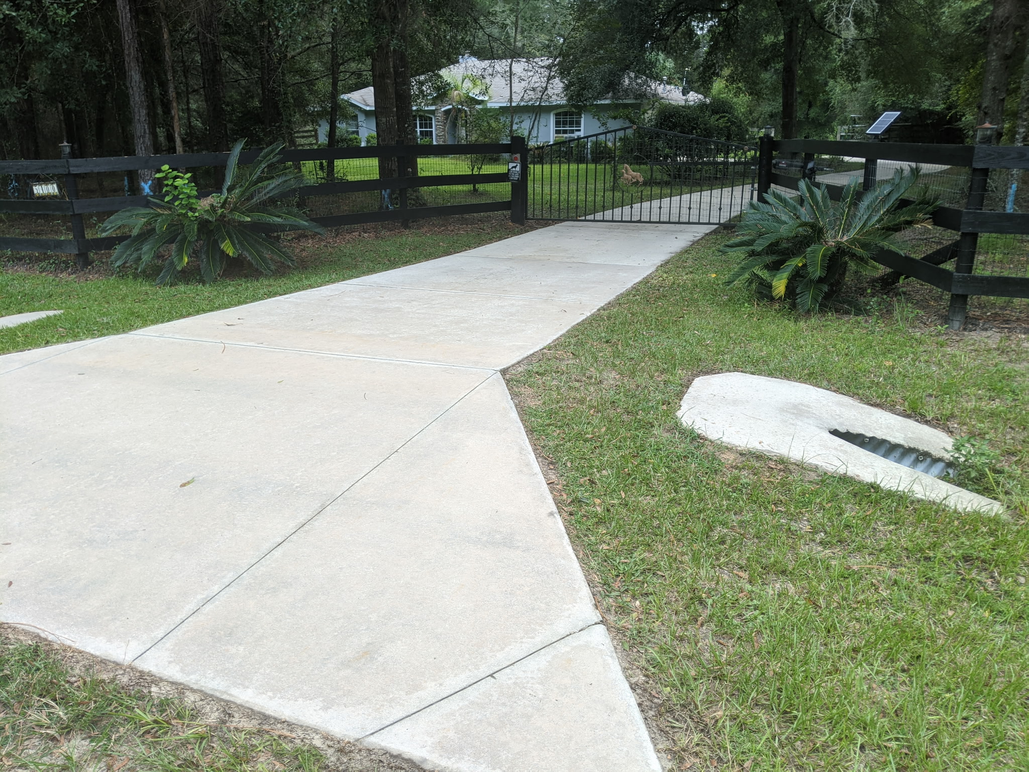 Pressure washed surface in Central Florida
