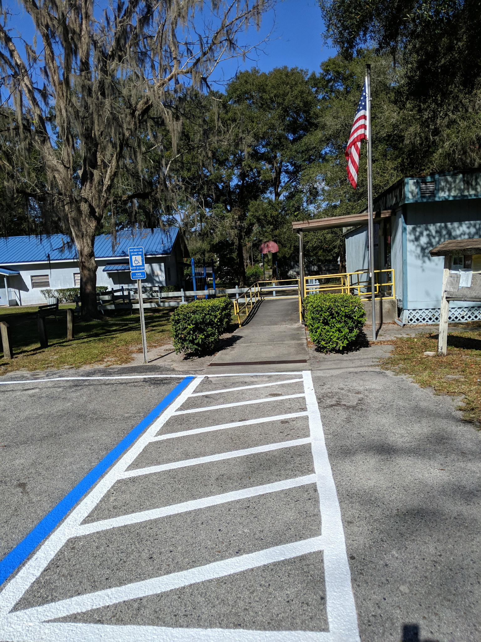 Line striping on walkway in Orlando